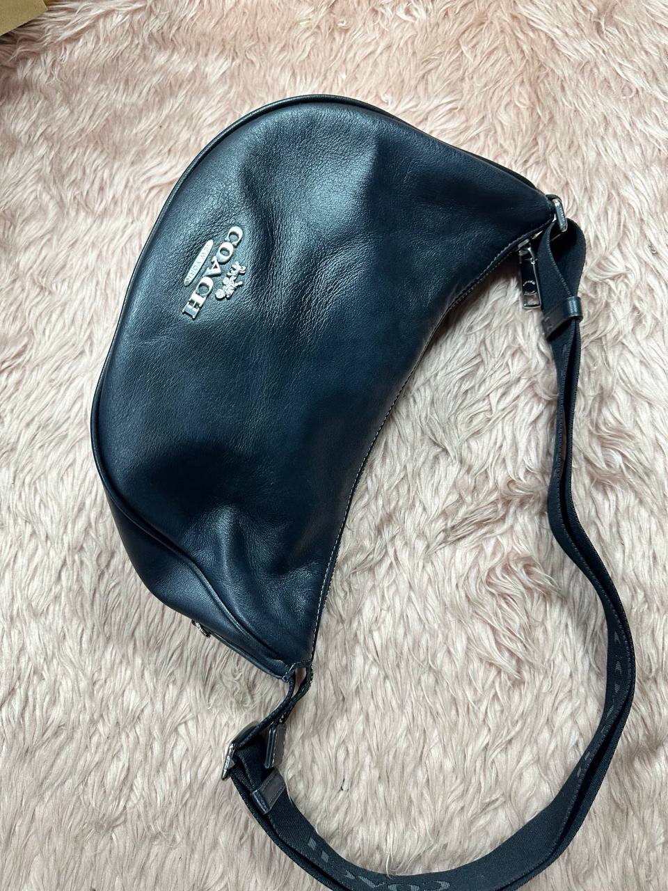 ORIG Preloved COACH Pace Shoulder Black Bag
