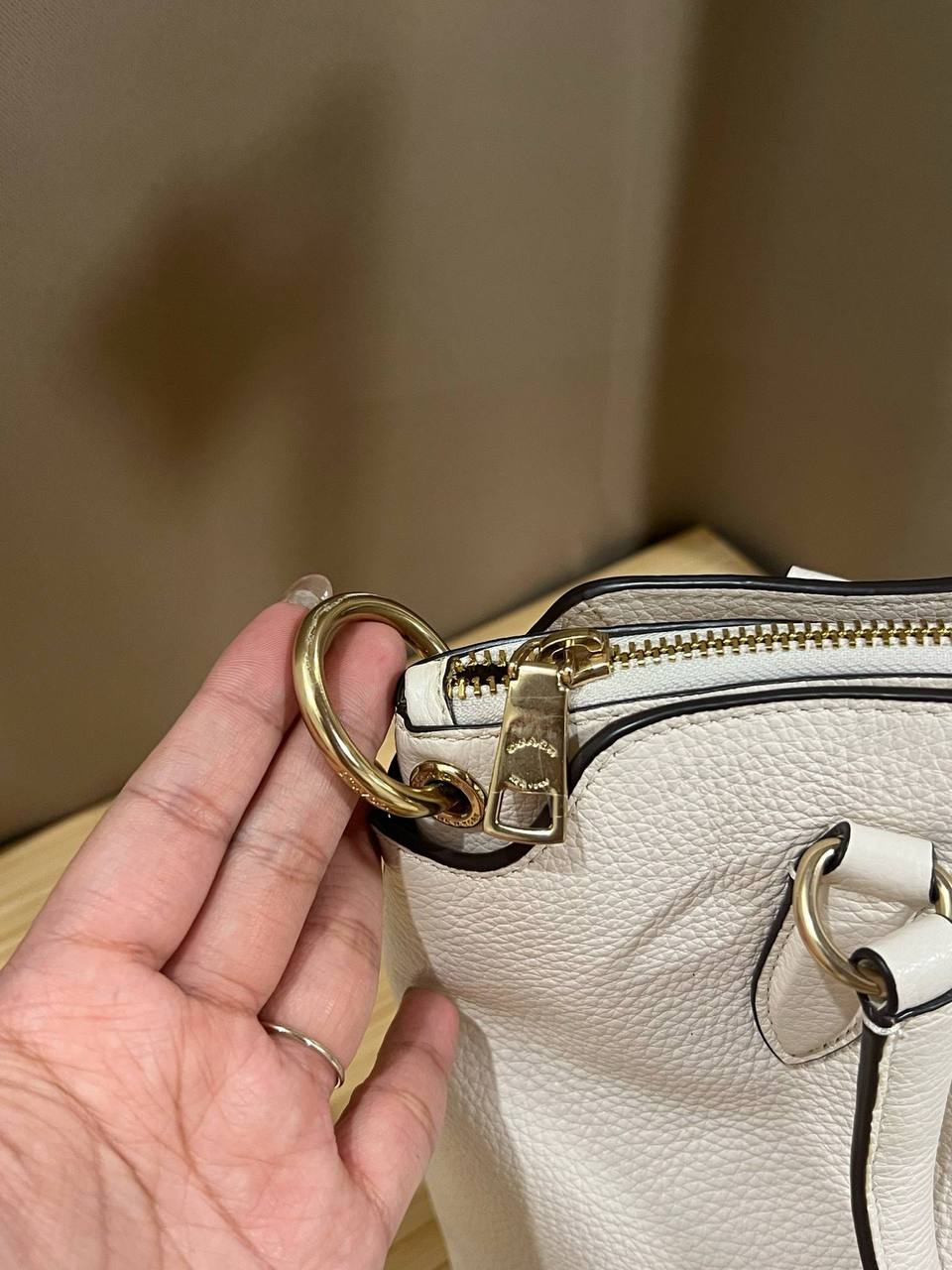 ORIG Preloved COACH Remi Satchel White Bag