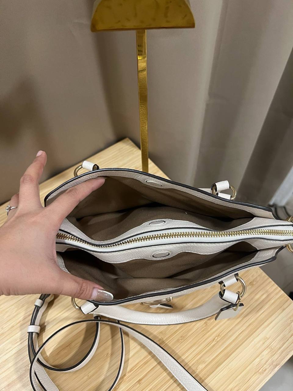 ORIG Preloved COACH Remi Satchel White Bag