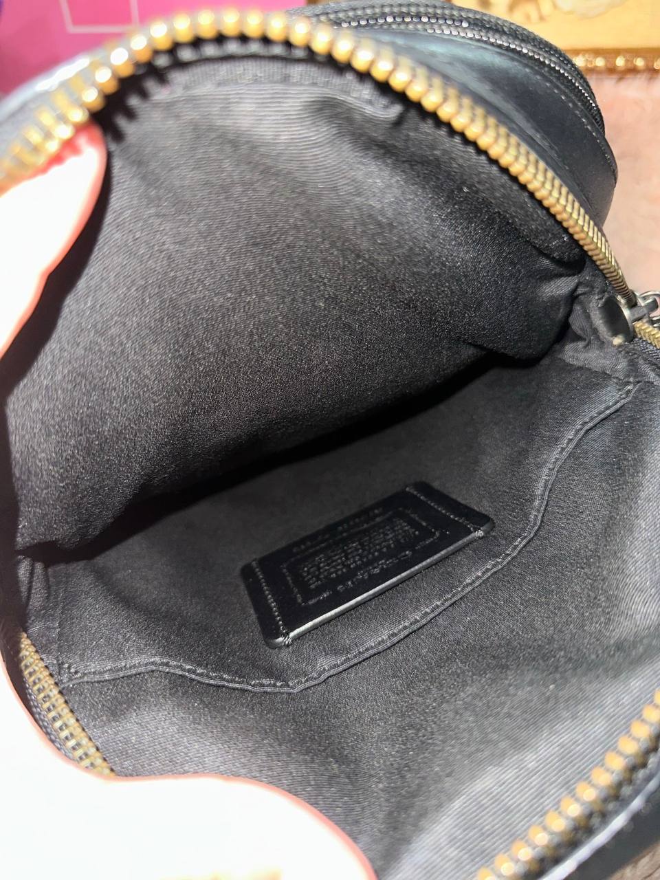 ORIG Preloved COACH Graham Pack In Signature Canvas Black Men Body Bag