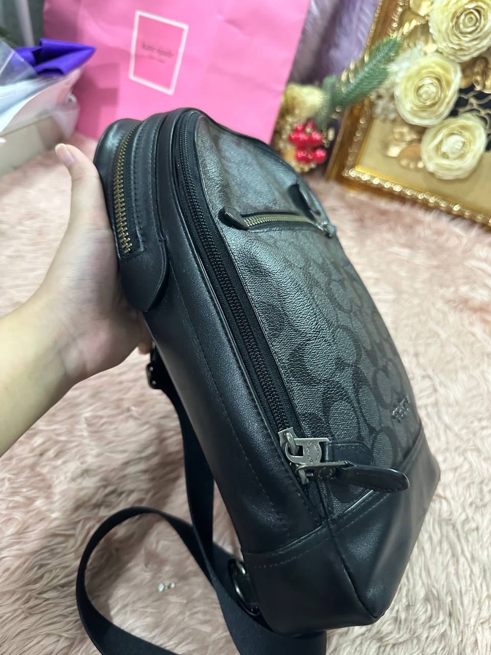 ORIG Preloved COACH Graham Pack In Signature Canvas Black Men Body Bag