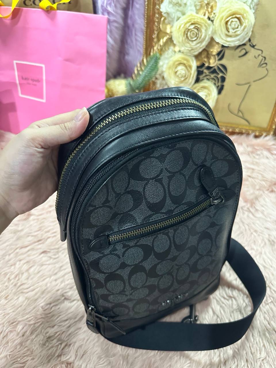 ORIG Preloved COACH Graham Pack In Signature Canvas Black Men Body Bag