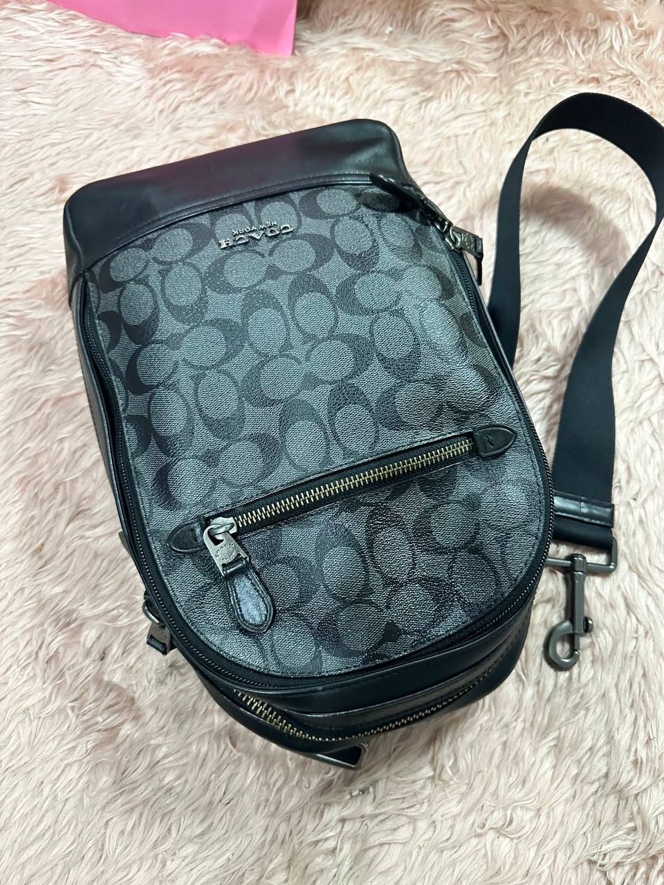ORIG Preloved COACH Graham Pack In Signature Canvas Black Men Body Bag