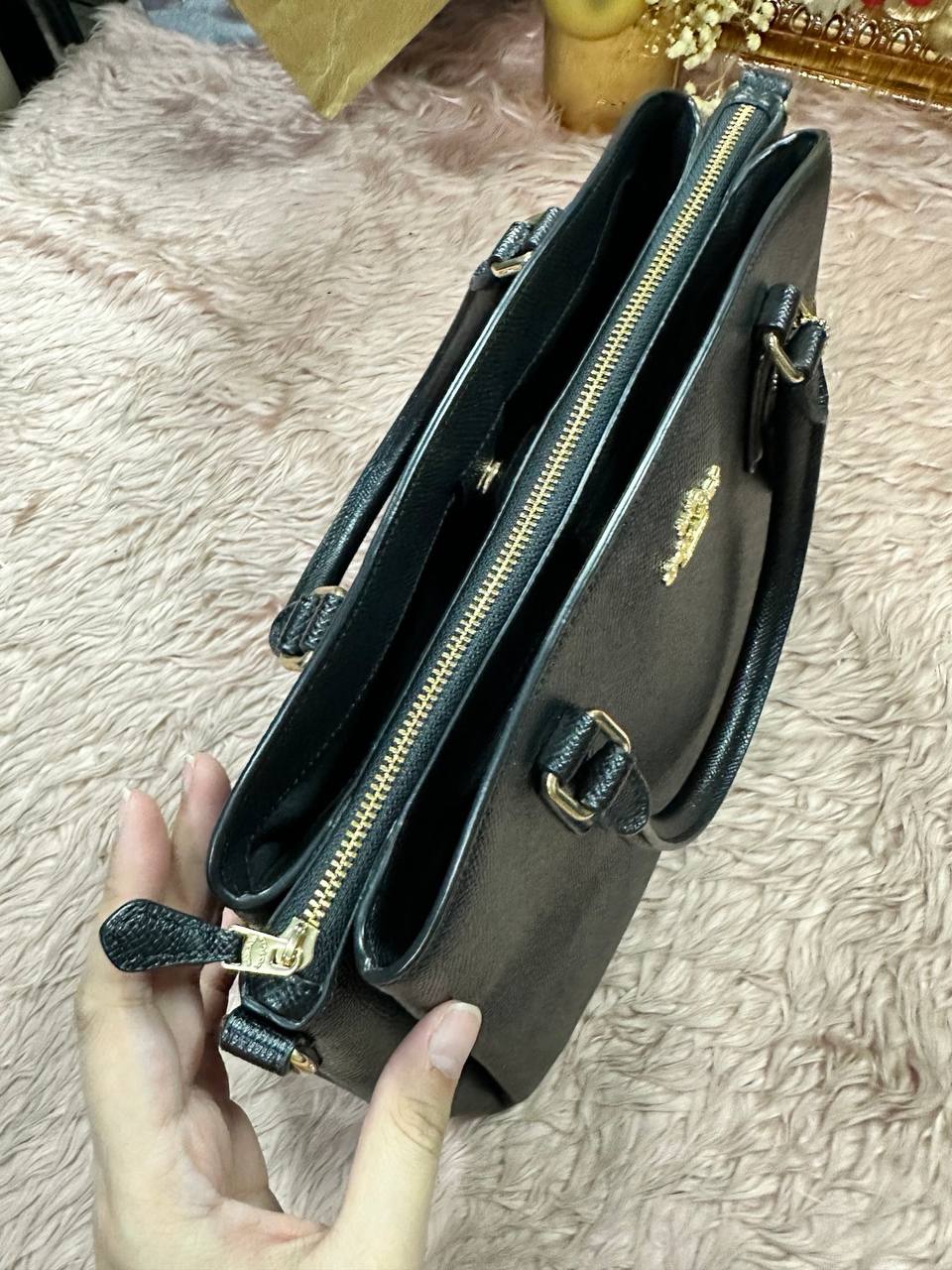 ORIG Preloved COACH Large Sage Carryall Satchel Black Bag