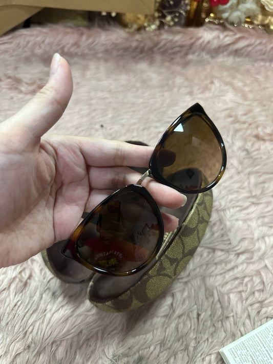 ORIG Preloved Coach Wellington Sunglasses HC8221-512013 Cat Eye