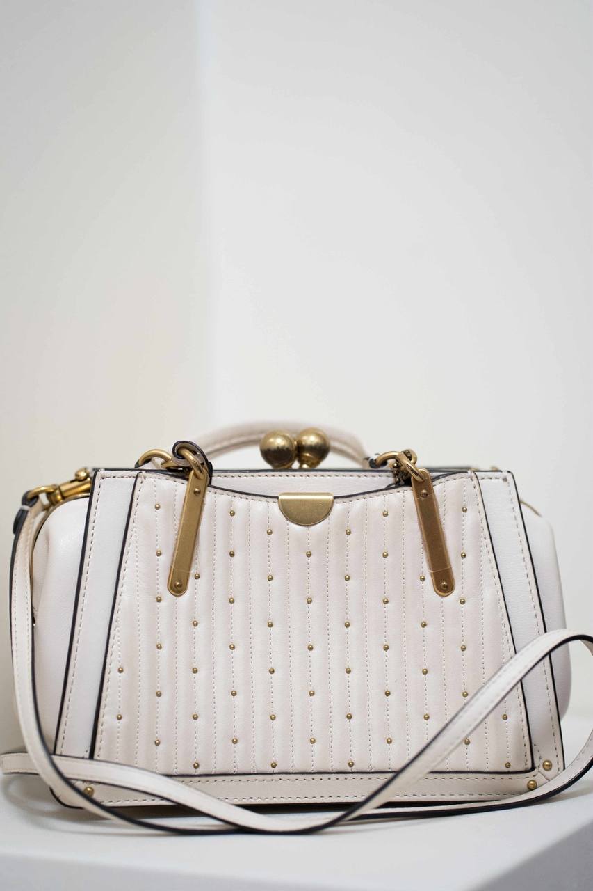 ORIG Preloved Coach RARE Retail Kisslock Dreamer 21 With Quilting And Rivets Mini White Bag