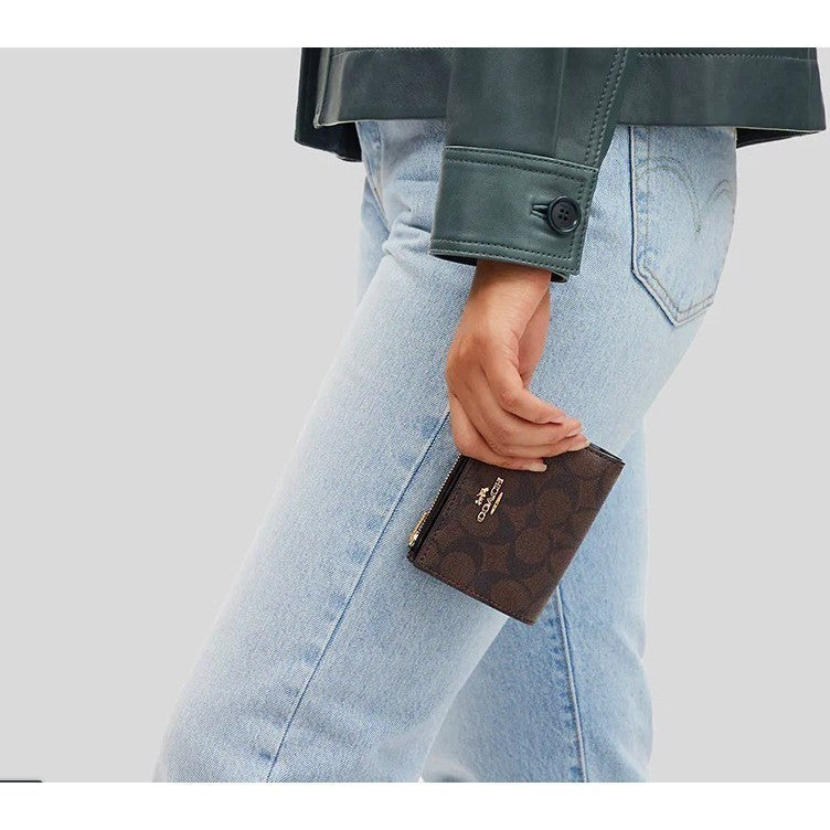 ORIG & IMPORTED CCH Flap Bifold Slim Snap Wallet