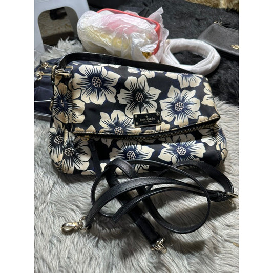 Orig PRELOVED KS Black & White Floral Miri Blake Avenue Nylon Bag