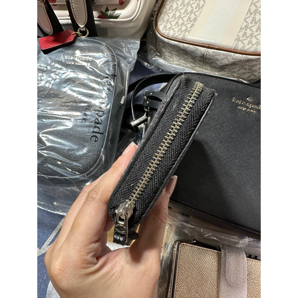 AUTHENTIC/ORIGINAL WITH FLAW Cch Small Zip Around Wallet With Star GlitterH