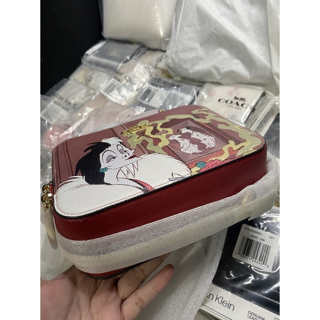 ORIG & IMPORTED CCH Disney Box Bag With Cruella Motif in Red