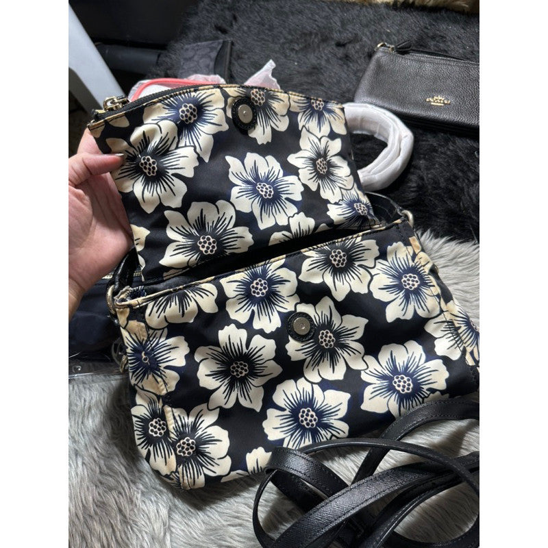 Orig PRELOVED KS Black & White Floral Miri Blake Avenue Nylon Bag