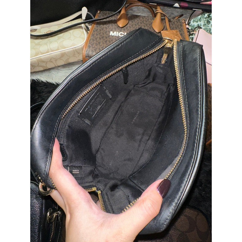 Orig PRELOVED CCH Signature Leather Camera Bag Black