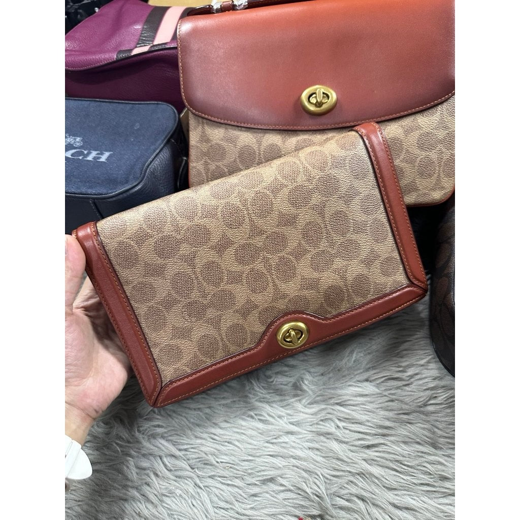 ORIG PRELOVED CCH Retail Riley Slim Crossbody Bag Clutch Khaki Brown