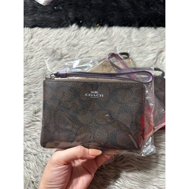 ORIG & IMPORTED CCH Corner Zip Small Wristlet Card Purse Wallet