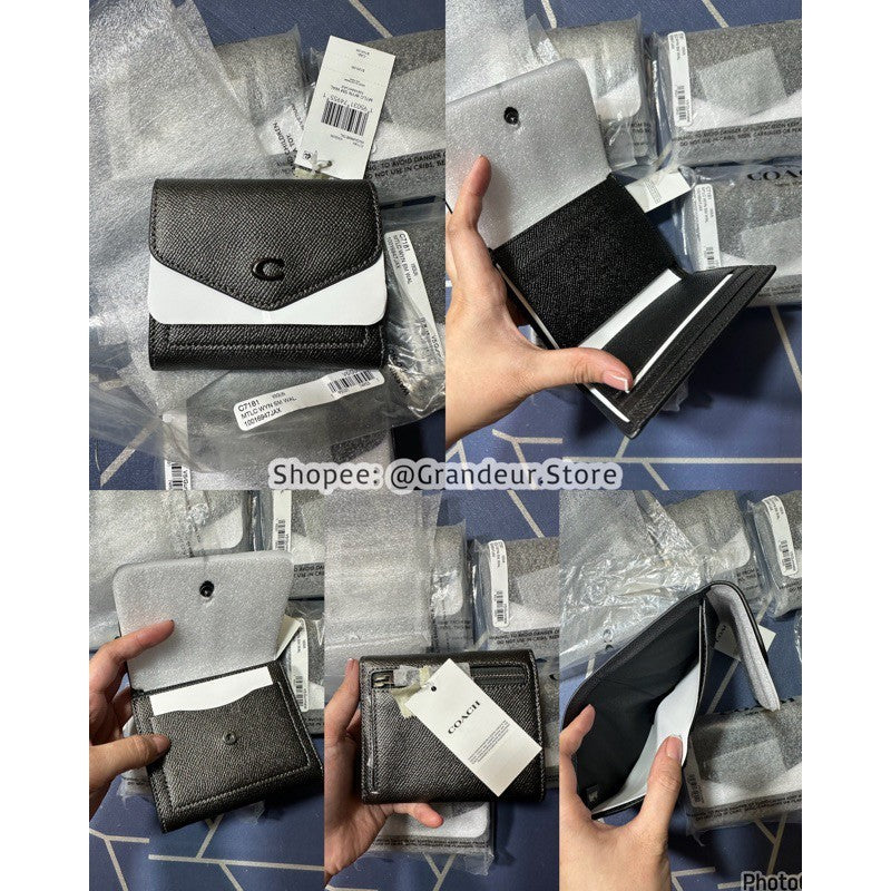 ORIG CCH Retail Wyn Small Trifold Wallet Card Holder Small Wallet