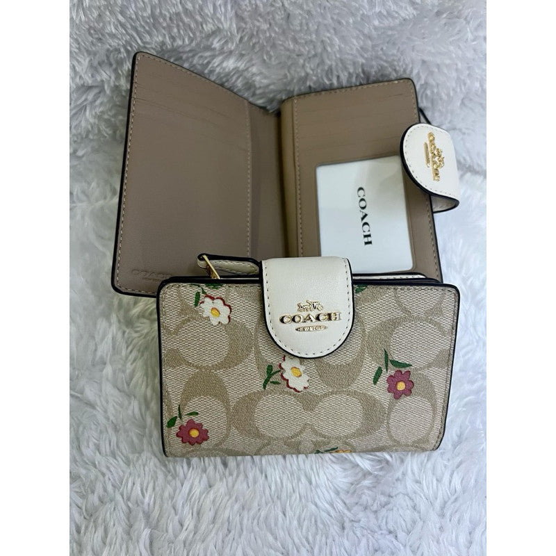 ORIG & IMPORTED CCH MEDIUM CORNER ZIP BIFOLD WALLET