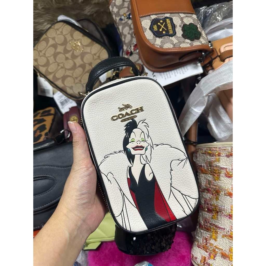 ORIG & IMPORTED CCH Eva Phone Crossbody With Cruella Small White Bag