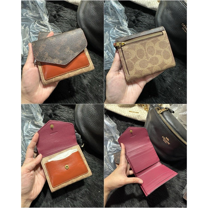 ORIG CCH Retail Wyn Small Trifold Wallet Card Holder Small Wallet
