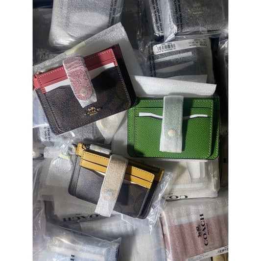 SALE! ❤️ ORIG & IMPORTED CCH Attachment Card Case In Signature Canvas Card Holder Wallet