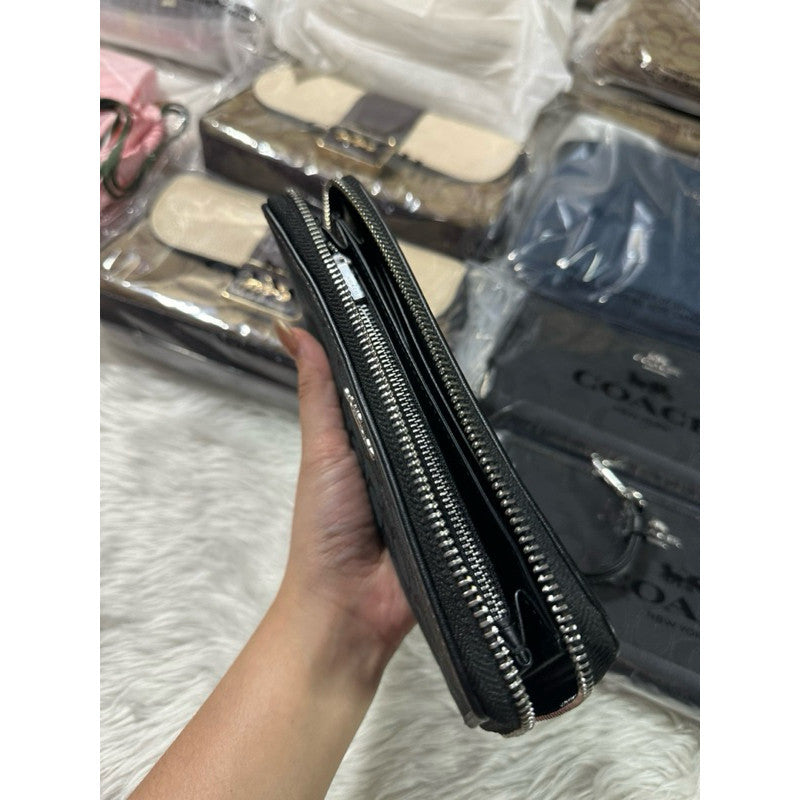 IMPORTED/Orig CCH Long Zip Around Wallet In Signature Jacquard Black