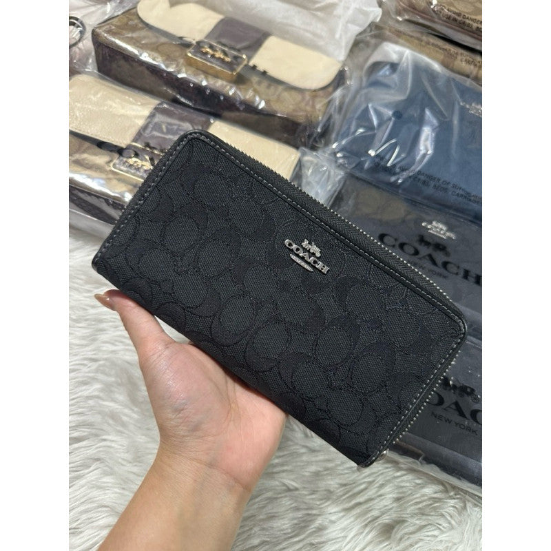 IMPORTED/Orig CCH Long Zip Around Wallet In Signature Jacquard Black