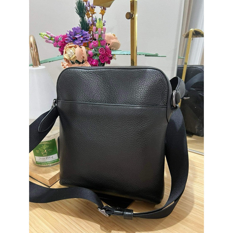 ORIG & IMPORTED CCH Houston Flight Men's Bag in Gunmetal/BLACK