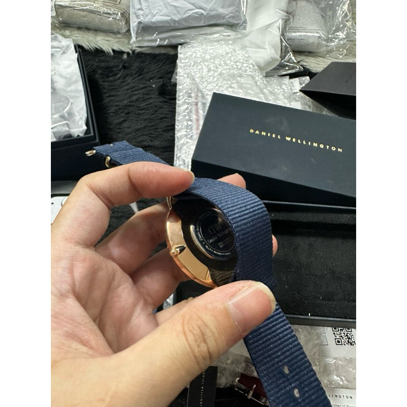 ORIG & IMPORTED Daniel Wellington Classic Bayswater Men's Navy Watch DW00600275
