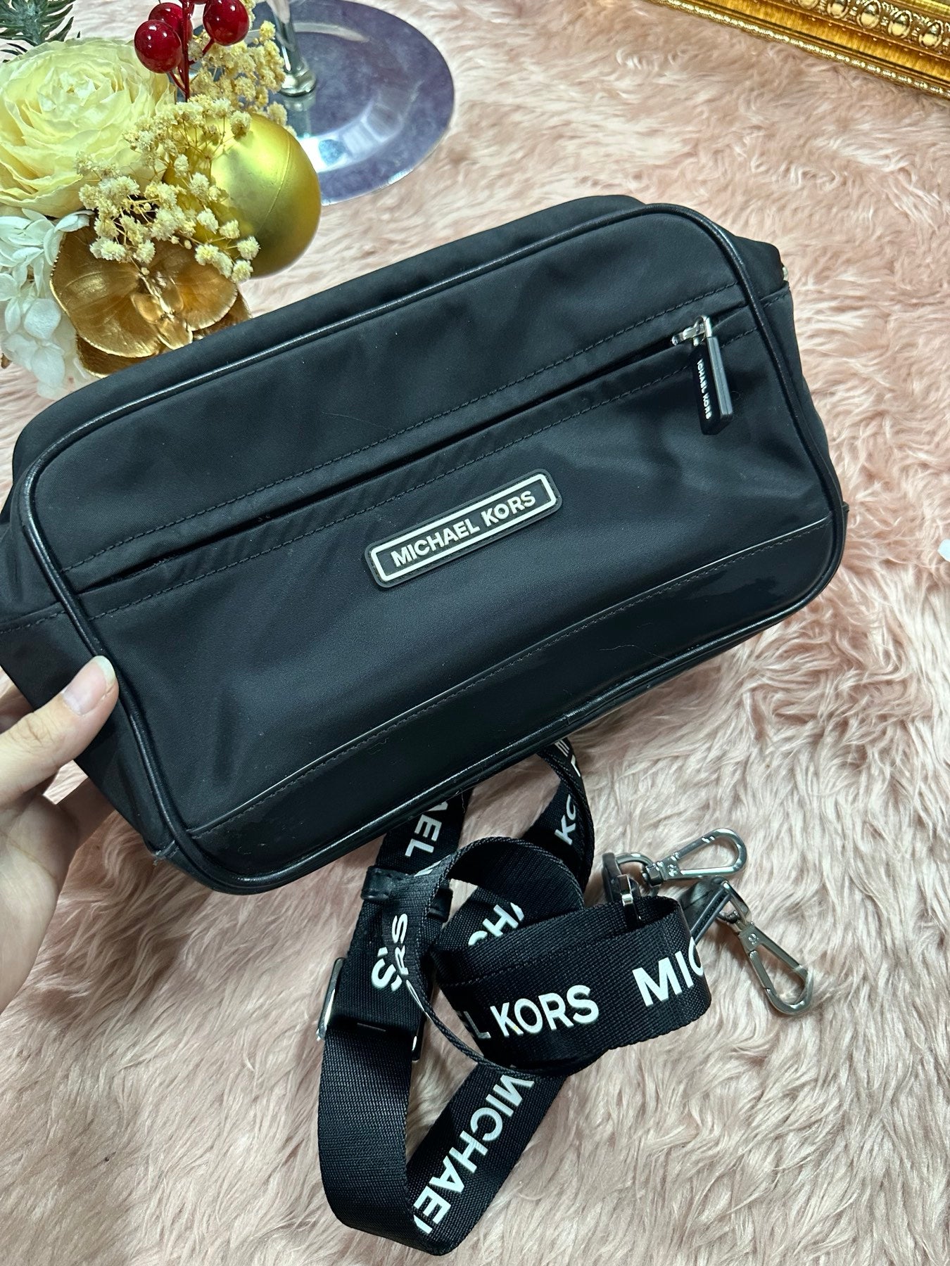 ORIG Preloved MK Medium Nylon Camera Bag Black