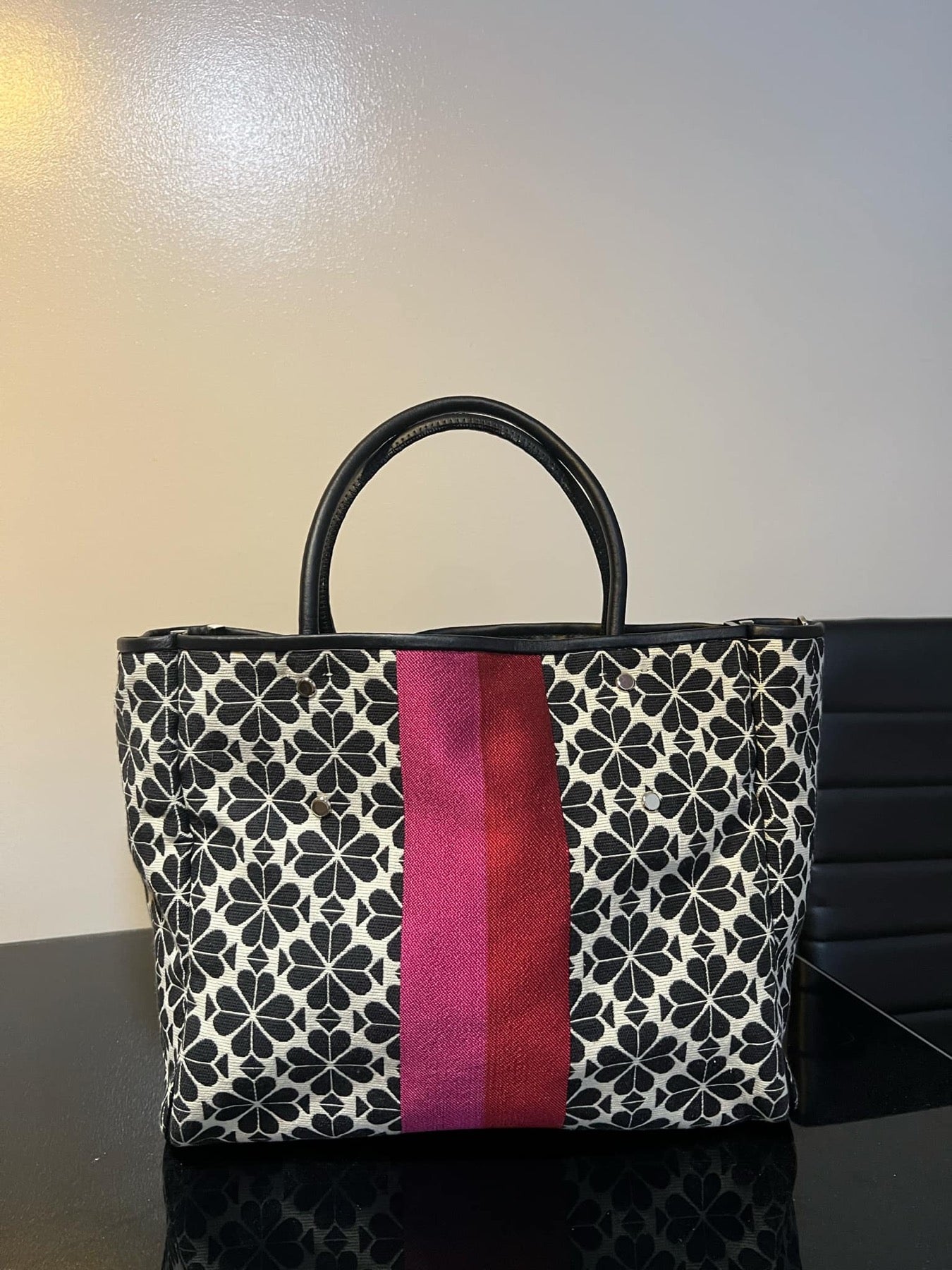ORIG Preloved KS Retail Spade Flower Jacquard Everything Stripe Medium Tote Pink Black Bag