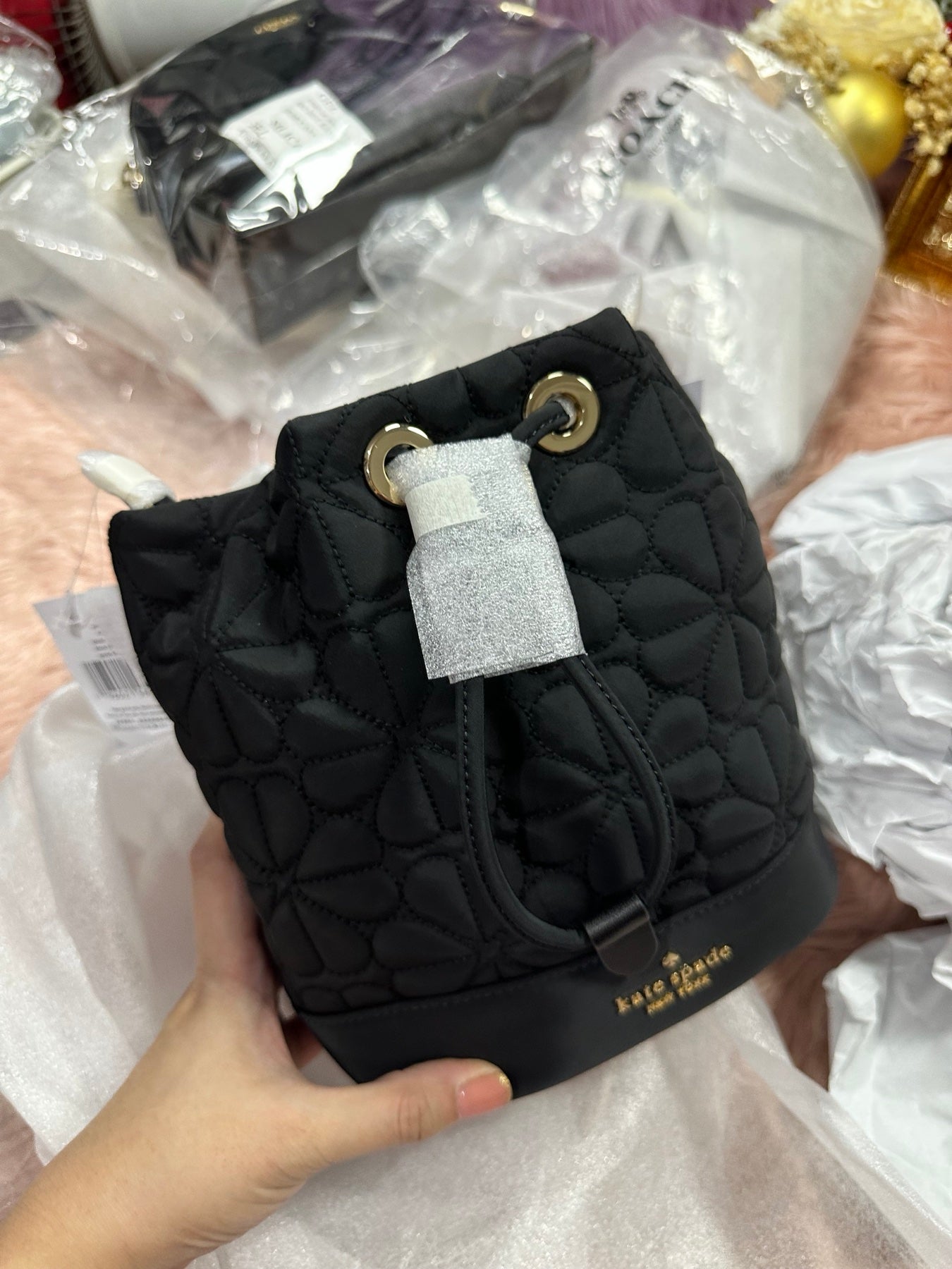 ORIG & IMPORTED KS Spade Flower Quilted Fabric Bucket Bag Pink Black