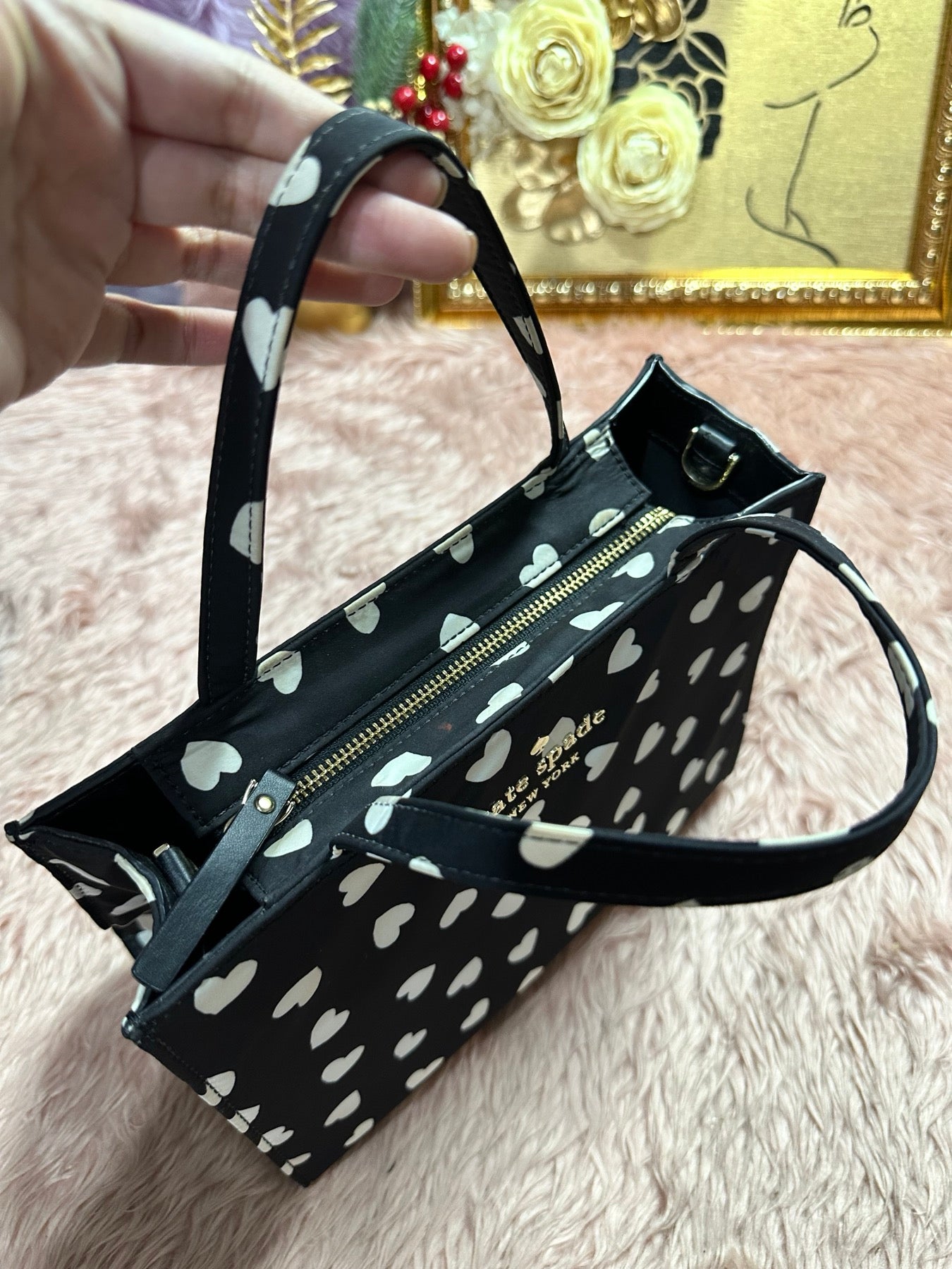 ORIG Preloved KS Retail Watson Hearts Sam Satchel Nylon Black Bag