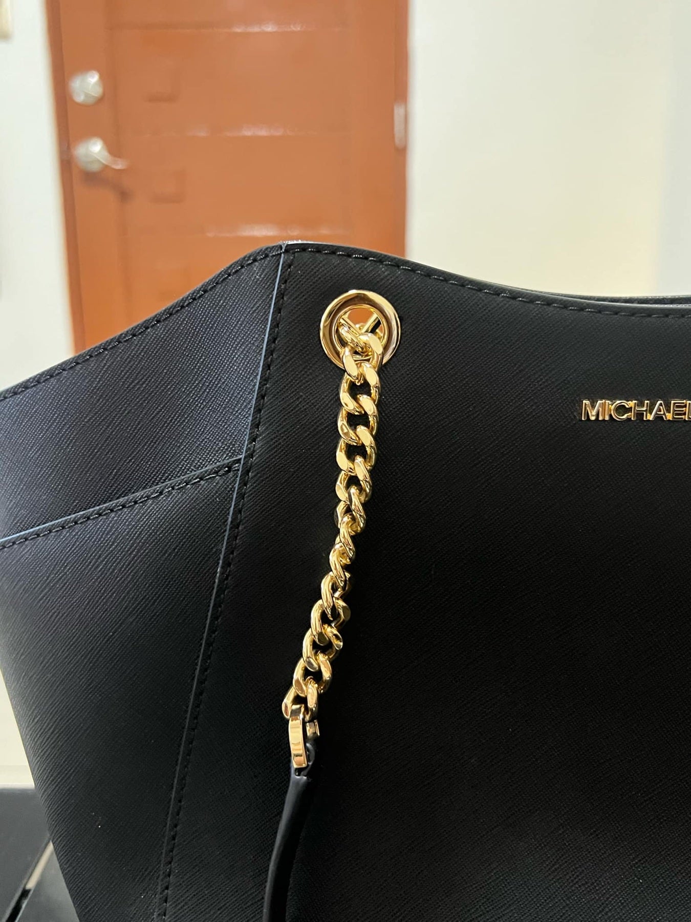 ORIG Preloved MK Jet Set Large Saffiano Leather Shoulder Bag Black