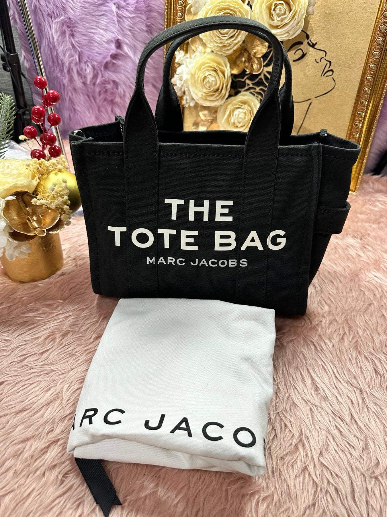 AUTHENTIC/ORIGINAL Preloved MJ The Small Tote Black Bag canvas