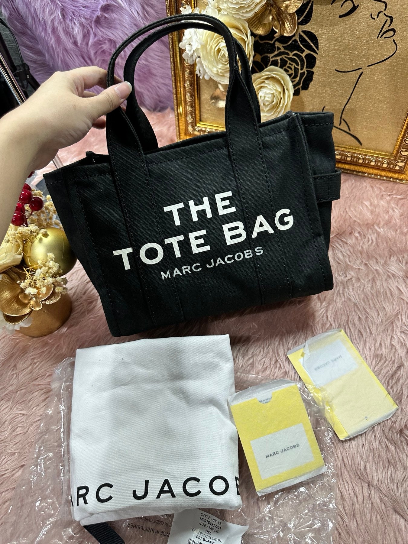 AUTHENTIC/ORIGINAL Preloved MJ The Small Tote Black Bag canvas