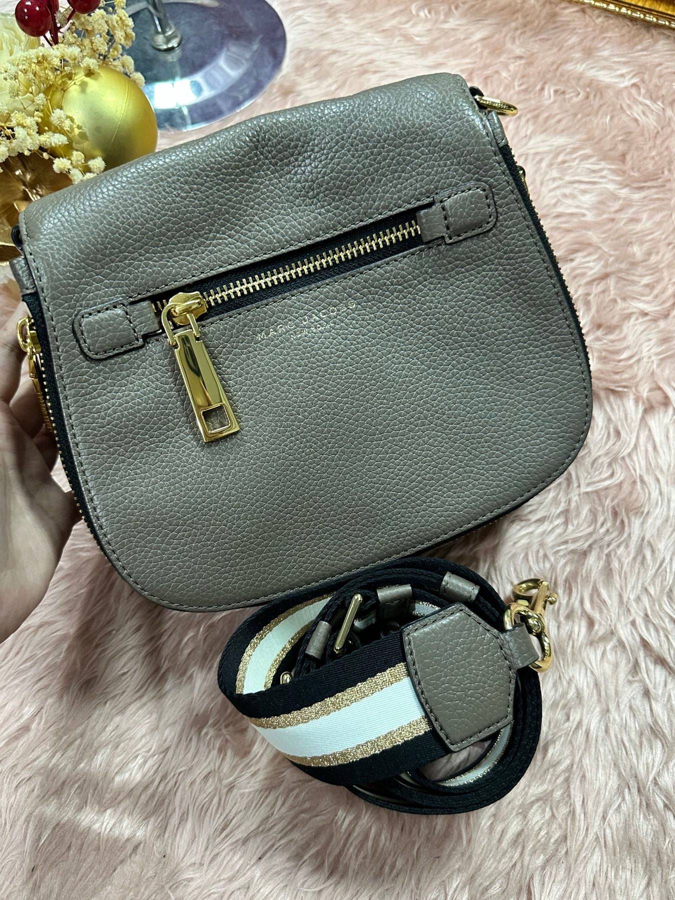 AUTHENTIC/ORIGINAL Preloved MJ Nomad Pebbled Leather Bag with Thick Strap Brown