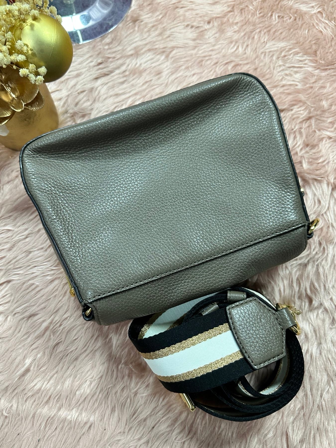 AUTHENTIC/ORIGINAL Preloved MJ Nomad Pebbled Leather Bag with Thick Strap Brown