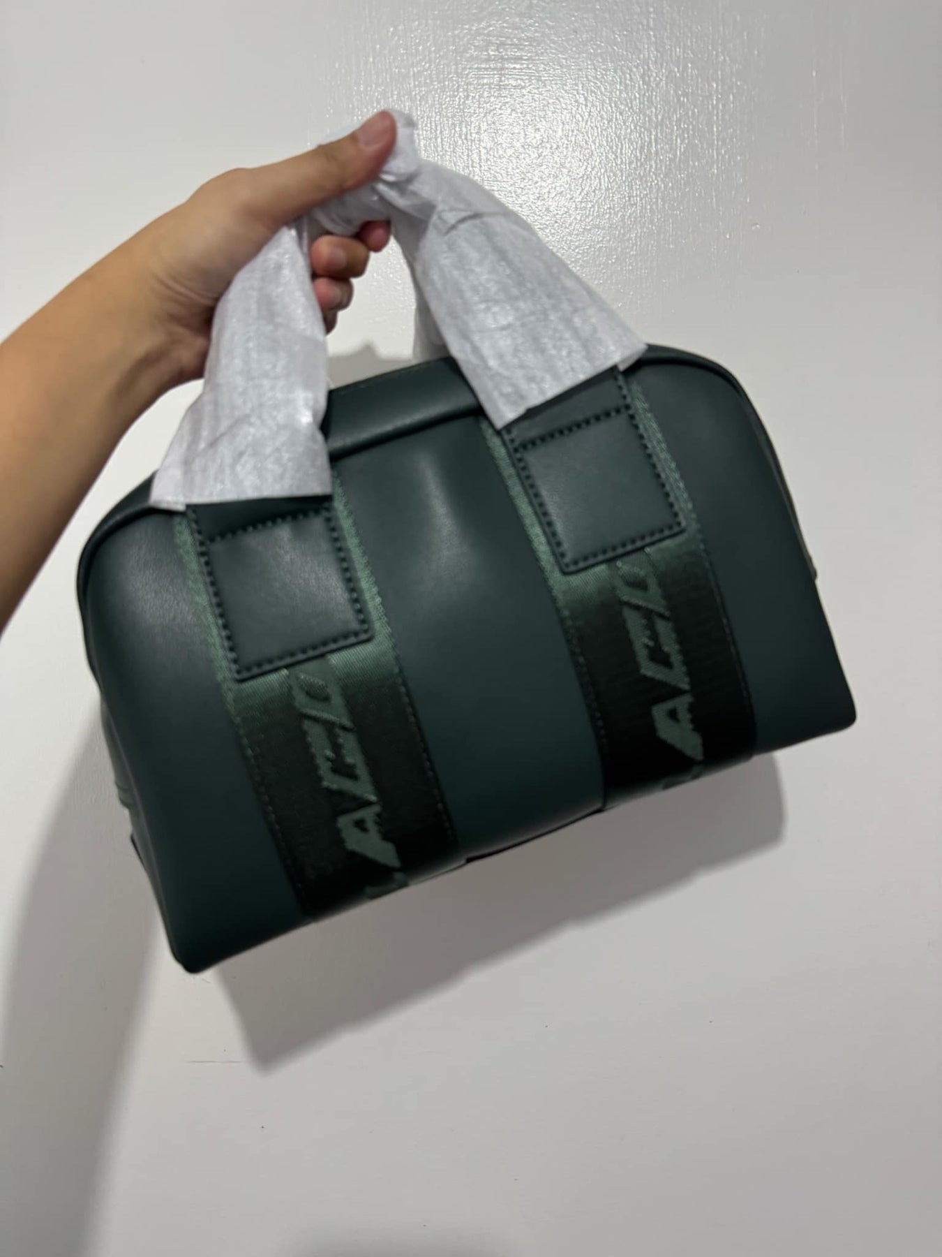 ORIG & IMPORTED Lacoste Unisex Contrast Inscriptions Gym Green Duffle Satchel Bag