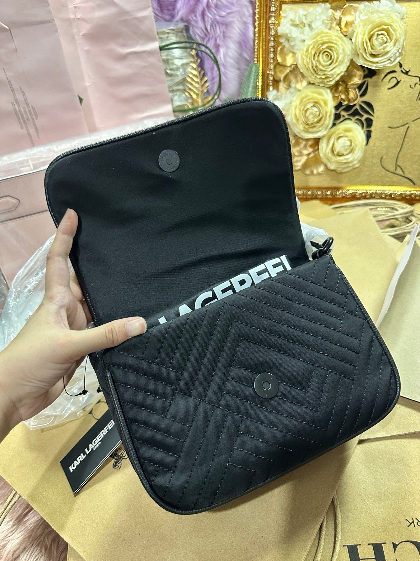 ORIG & IMPORTED Karl Lagerfeld KL Voyage Quilted Camera Black Bag with Pouch
