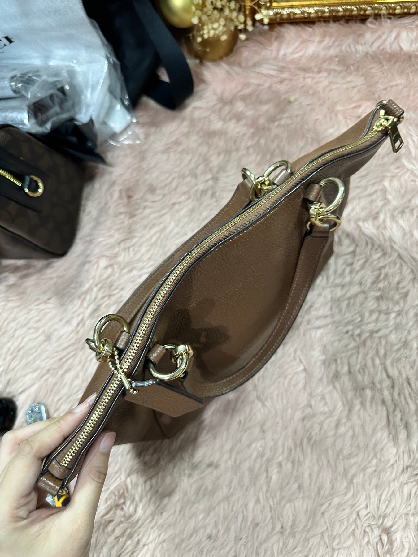 ORIG Preloved COACH Small Kelsey Satchel Brown Bag