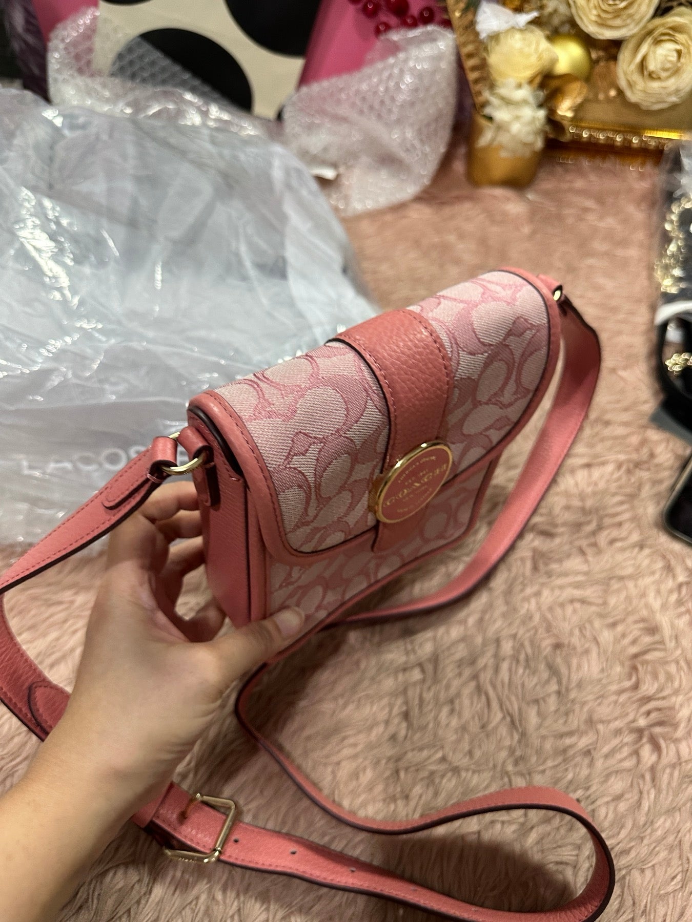ORIG Preloved Coach North/South Lonnie Small Phone Pink Bag in Signature Jacquard
