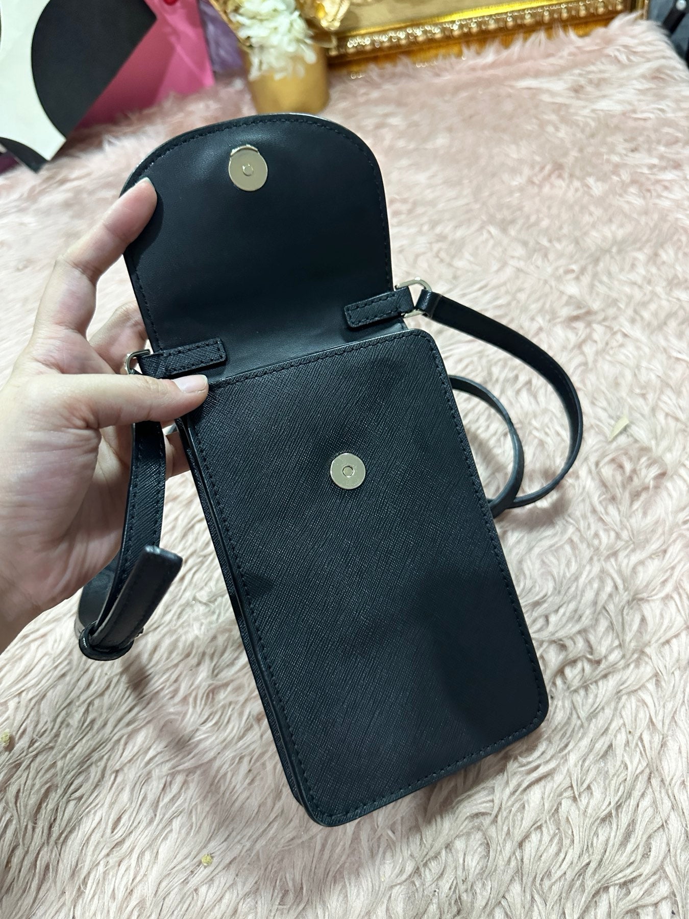 ORIG Preloved KATE SAPDE KS Cameron North South Flap Phone Crossbody Small Black Bag