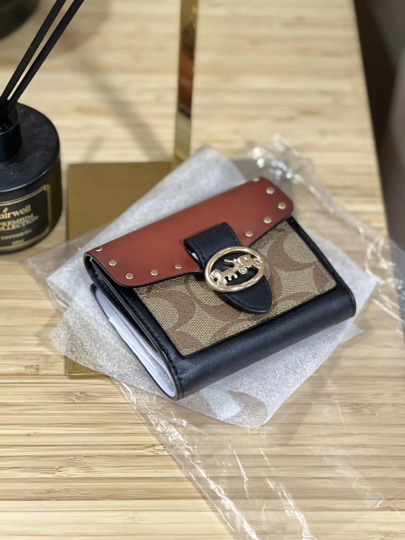 ORIG & IMPORTED COACH Georgie Small Wallet In Colorblock Signature Canvas With Rivets