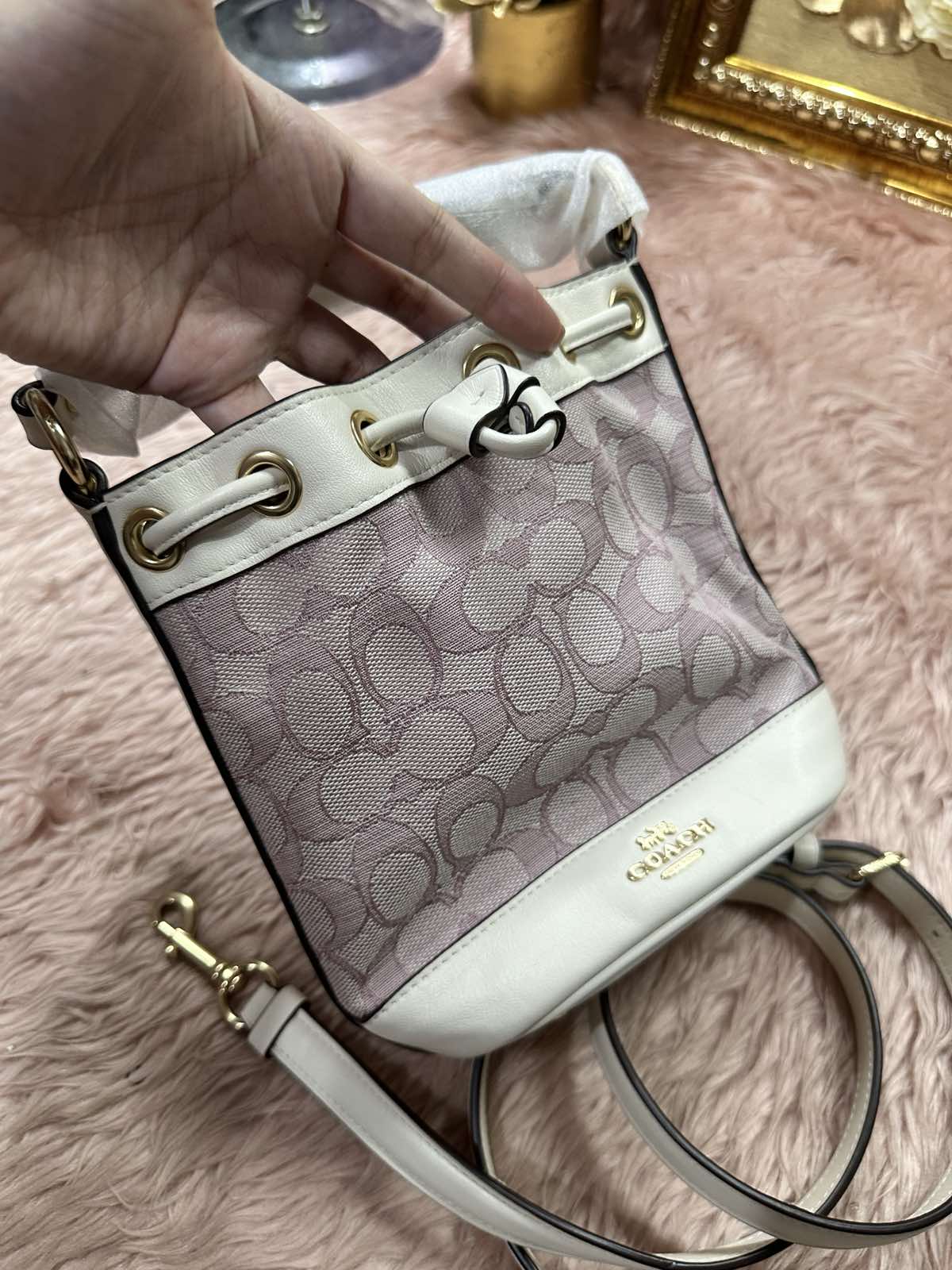 ORIG & IMPORTED COACH Dempsey Drawstring Bucket Pink Small Bag 15 in Signature Jacquard