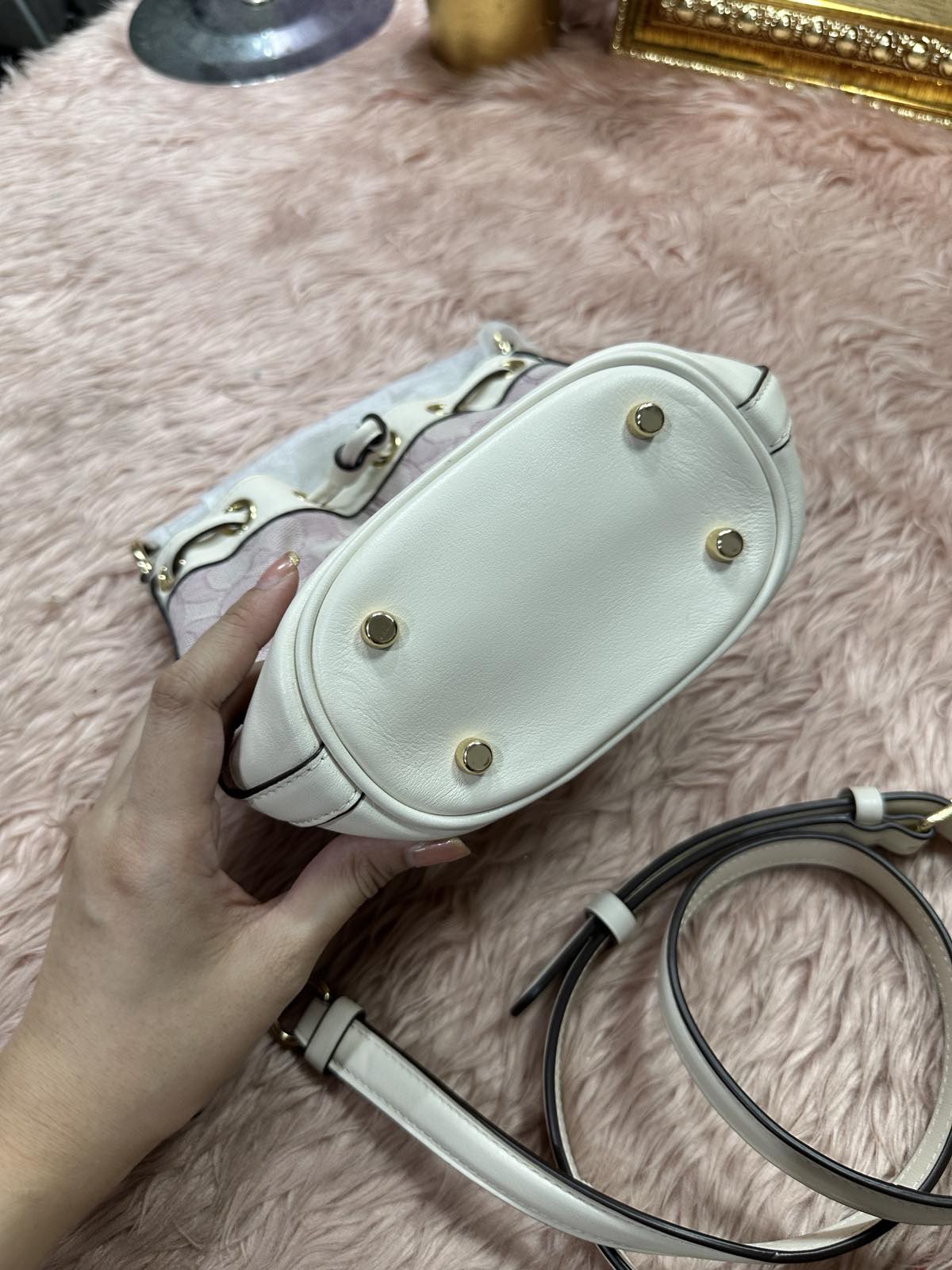 ORIG & IMPORTED COACH Dempsey Drawstring Bucket Pink Small Bag 15 in Signature Jacquard