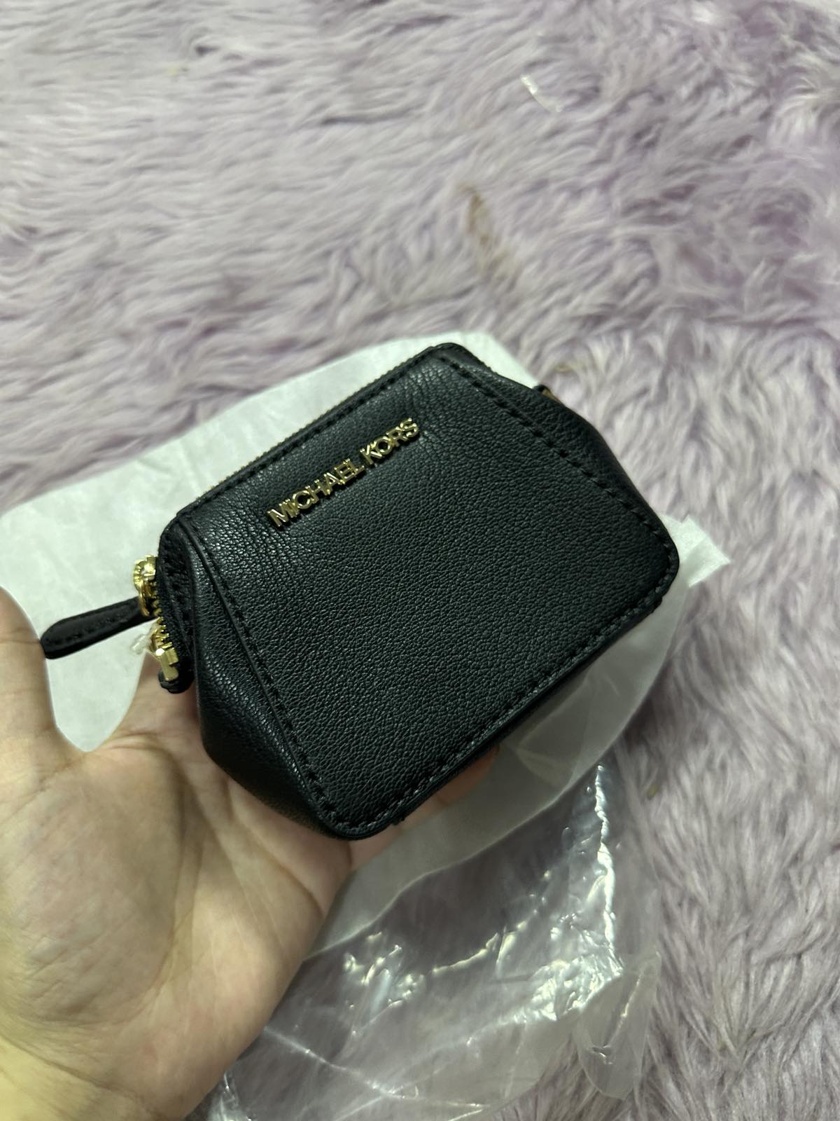 ORIG & IMPORTED Michael Kors Charlotte Small Pouch Key Fob Black Wallet Coin Purse