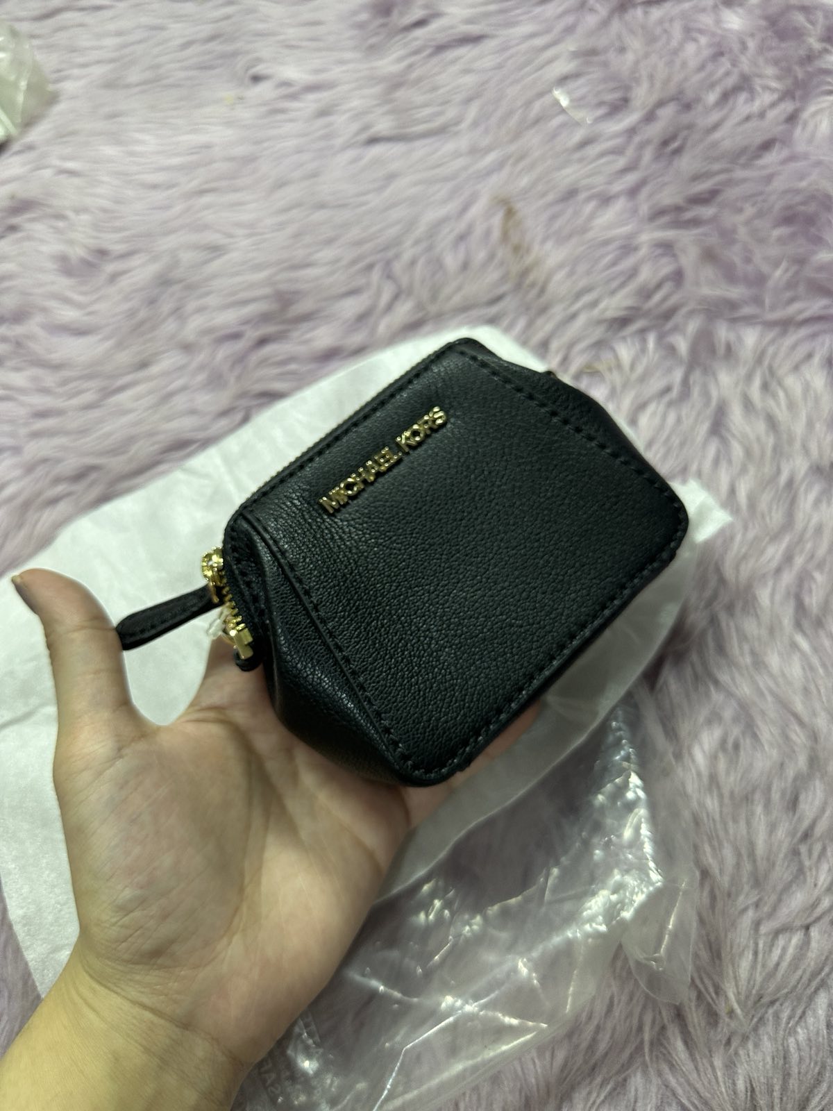 ORIG & IMPORTED Michael Kors Charlotte Small Pouch Key Fob Black Wallet Coin Purse