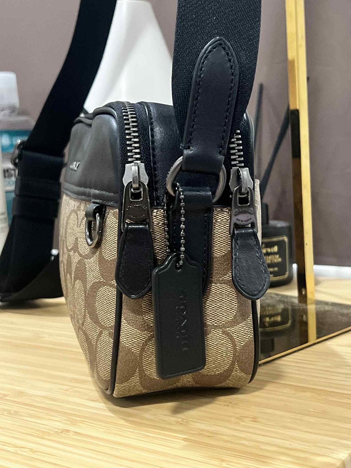 ORIG Preloved Coach Graham Crossbody In Signature Canvas Khaki Black Men Bag