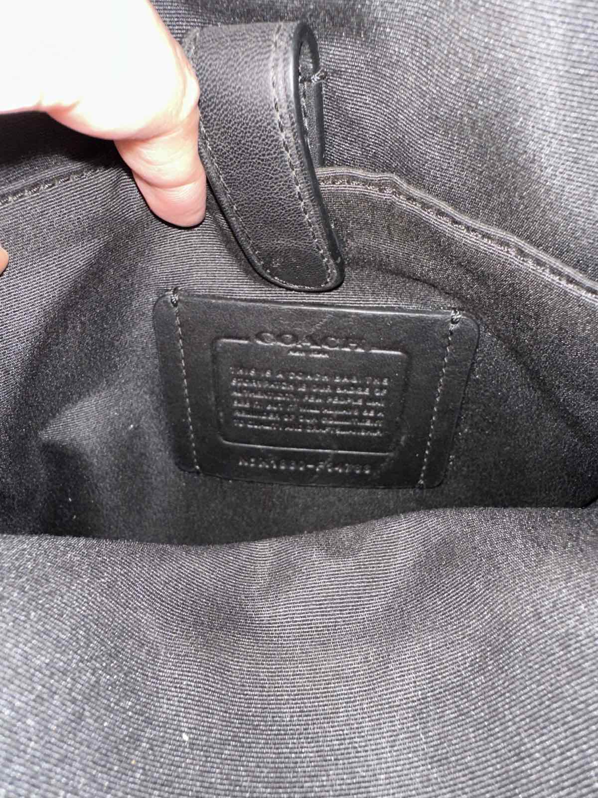 ORIG Preloved Coach Men Charles Flight Signature Crossbody Bag Black