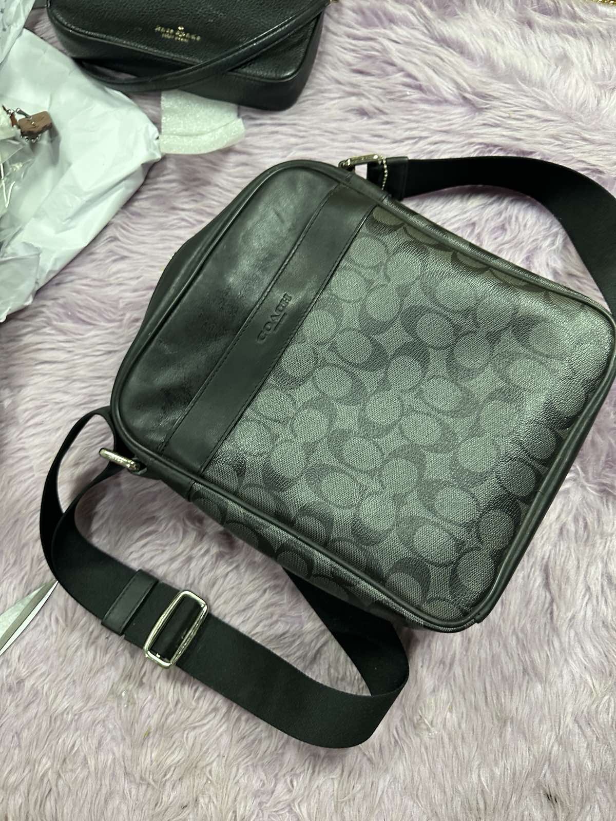 ORIG Preloved Coach Men Charles Flight Signature Crossbody Bag Black