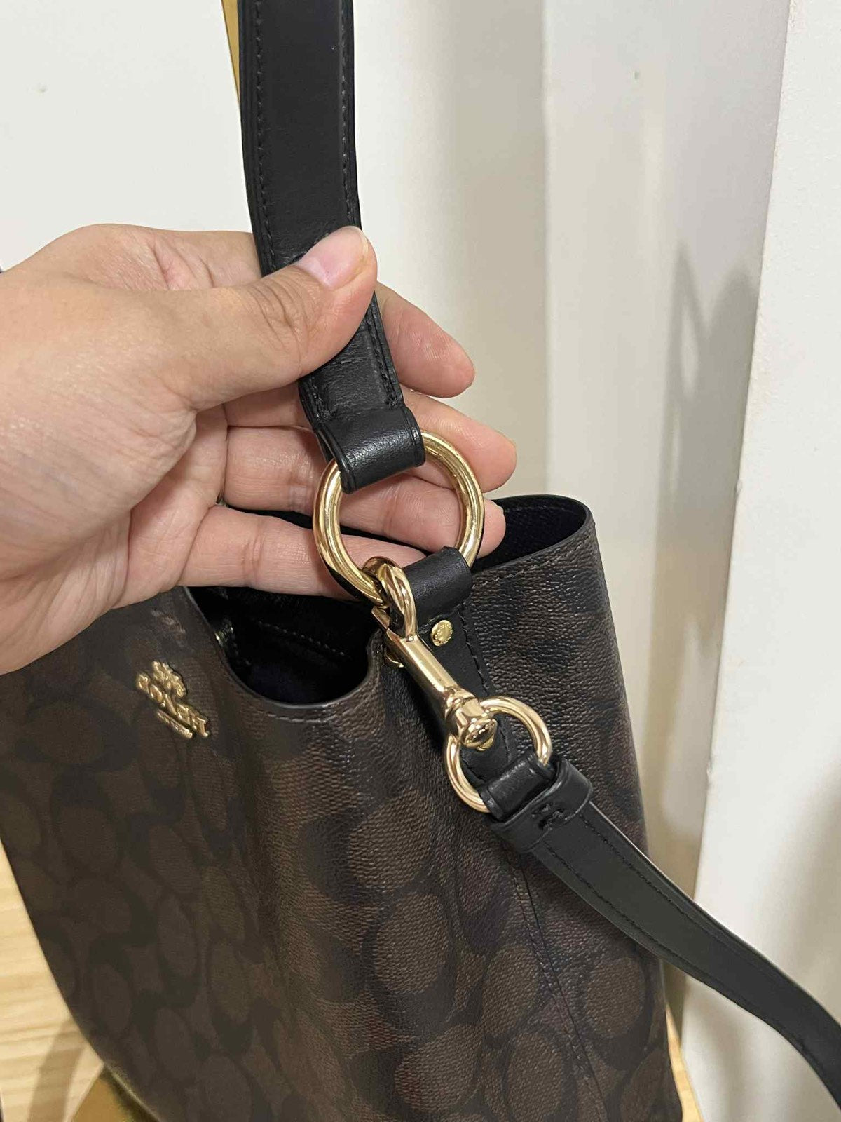 ORIG Preloved Coach Small Town Bucket Bag In Signature Canvas Brown Black